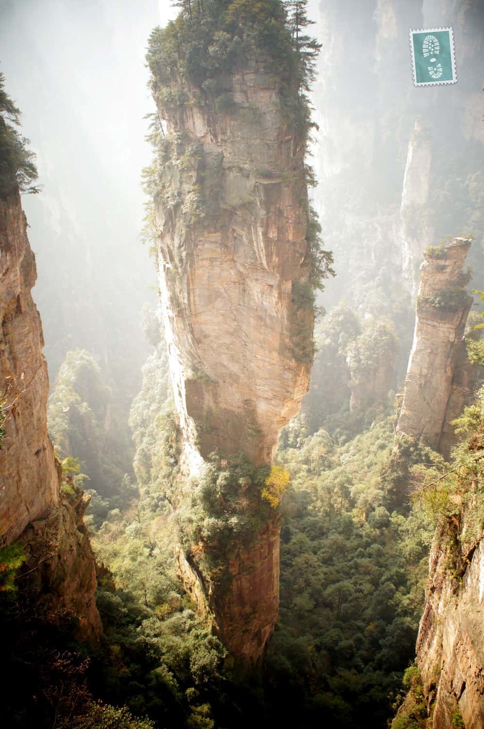 The Hallelujah Floating Mountains