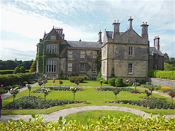 Muckross House