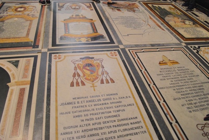 Floor Memorials St Paul's