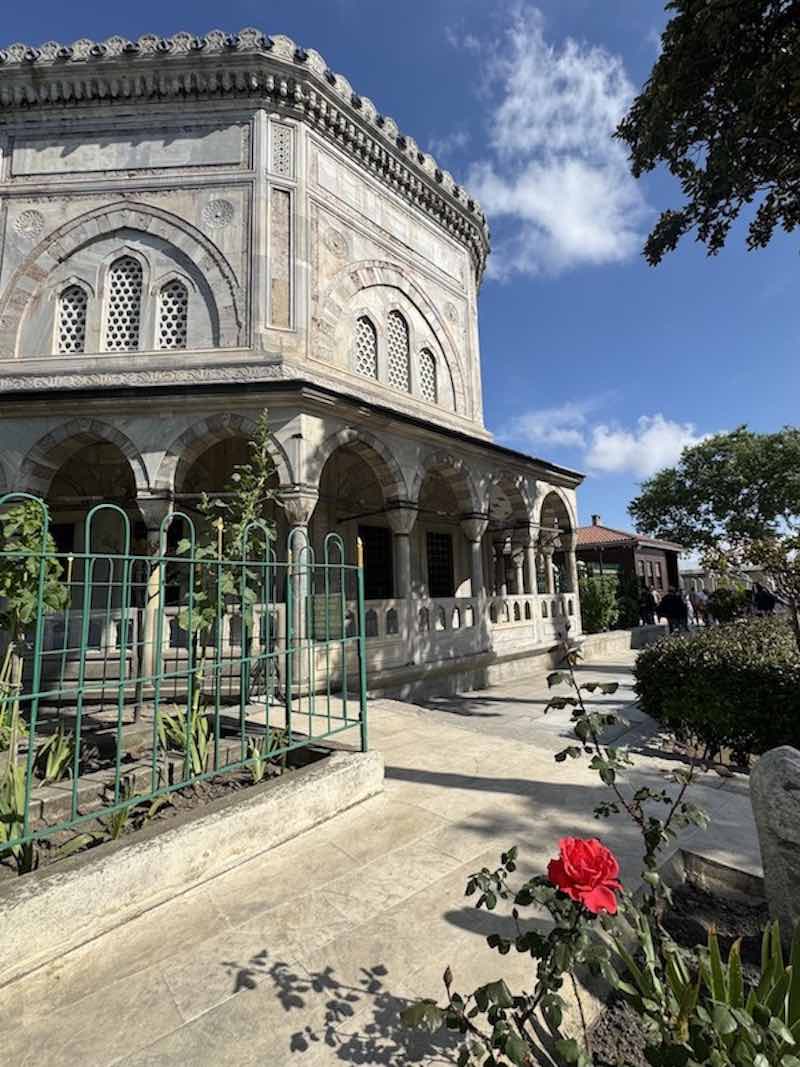 The mausoleum of Suleiman the Magnificent adjacent to the Suleymaniye Mosque