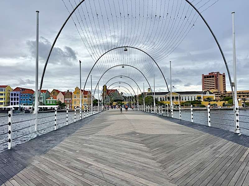 The pedestrian deck of the Queen Emma Bridge