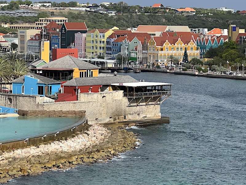 Rif fort as seen from the entrance to Sint Anna Bay