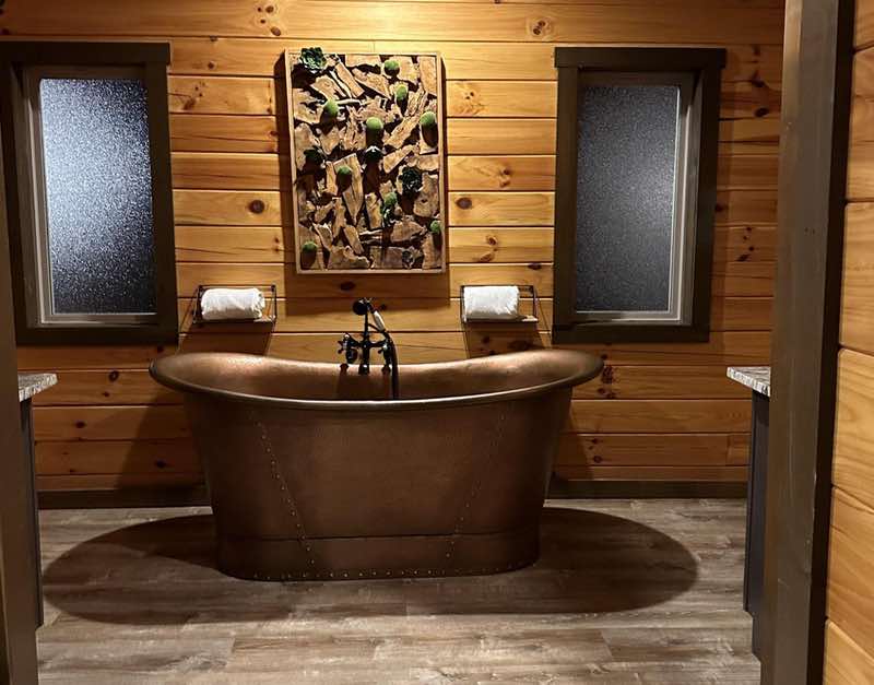 Soaking Tub in my room at Eagle Ridge Resort.